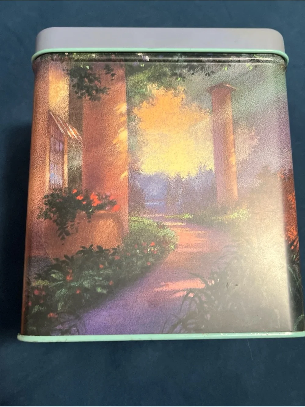Vintage 1994 VinCenzo Japan tea tin